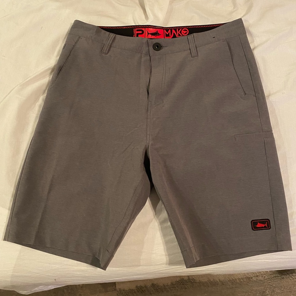 Pelagic Mako Fishing Hybrid Shorts